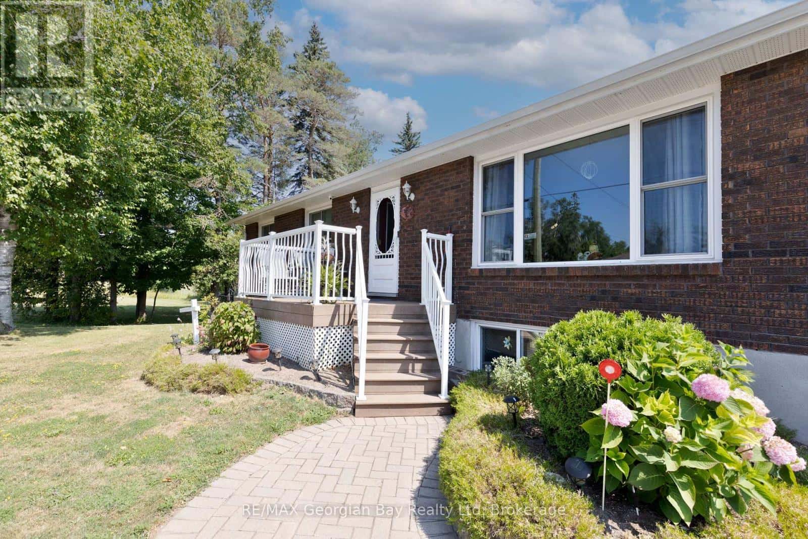 Tay (Port McNicoll), Ontario — Tay (Port McNicoll), Ontario - Photo 4 of 49