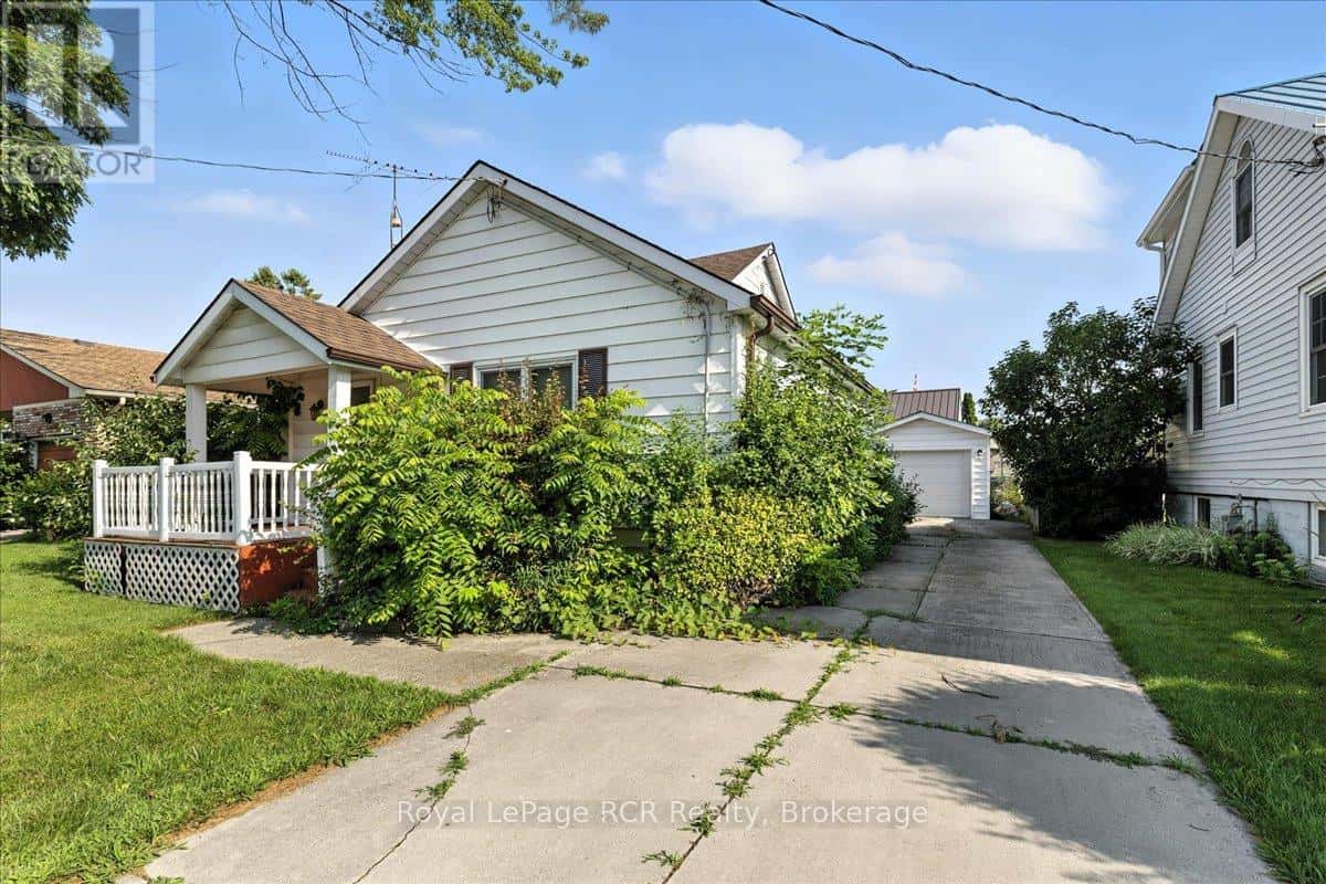 506 JOHN STREET — St. Clair, Ontario - Photo 5 of 42