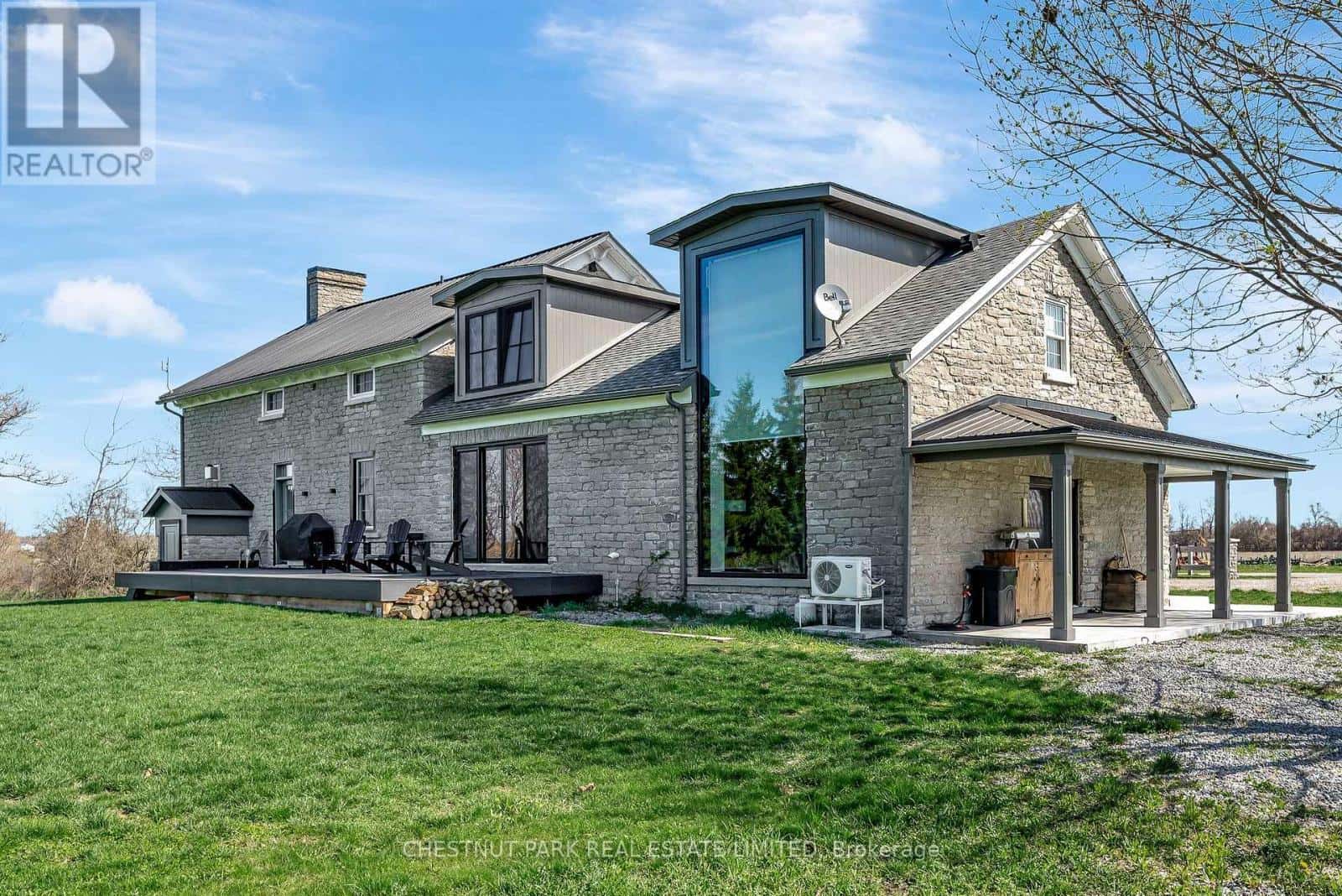 60 BAKKER ROAD — Prince Edward County (Hillier Ward), Ontario - Photo 3 of 94