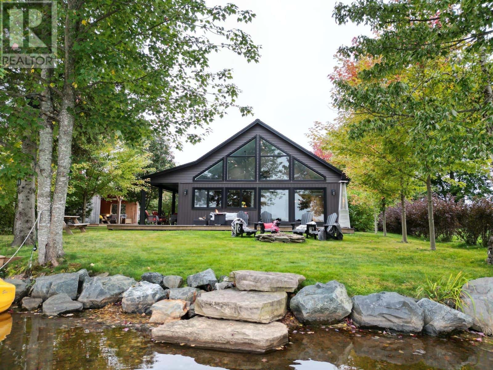 100 LAKE SHORE Drive — Great Village, Nova Scotia - Photo 2 of 50