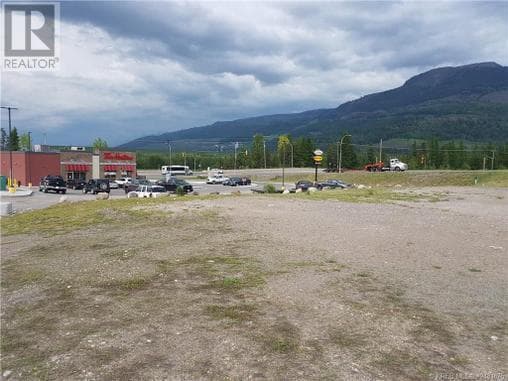 B101 ASPEN Drive — Sparwood, British Columbia - Main photo