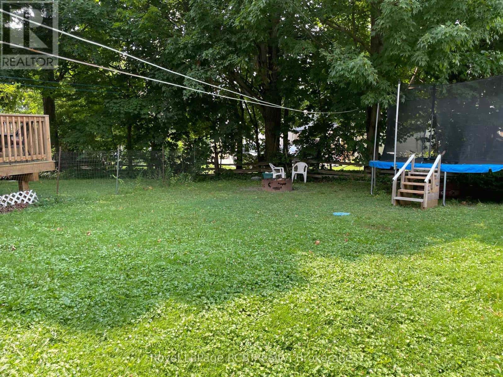 146-148 FRANCES STREET — North Huron (Wingham), Ontario - Photo 3 of 16