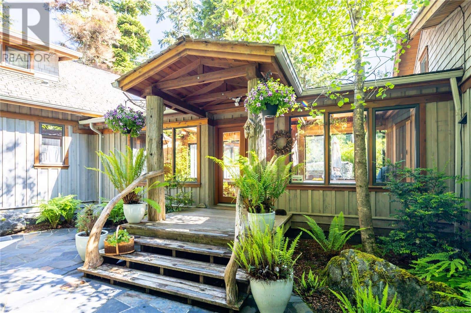 1180 Lynn Rd — Tofino, British Columbia - Photo 5 of 40