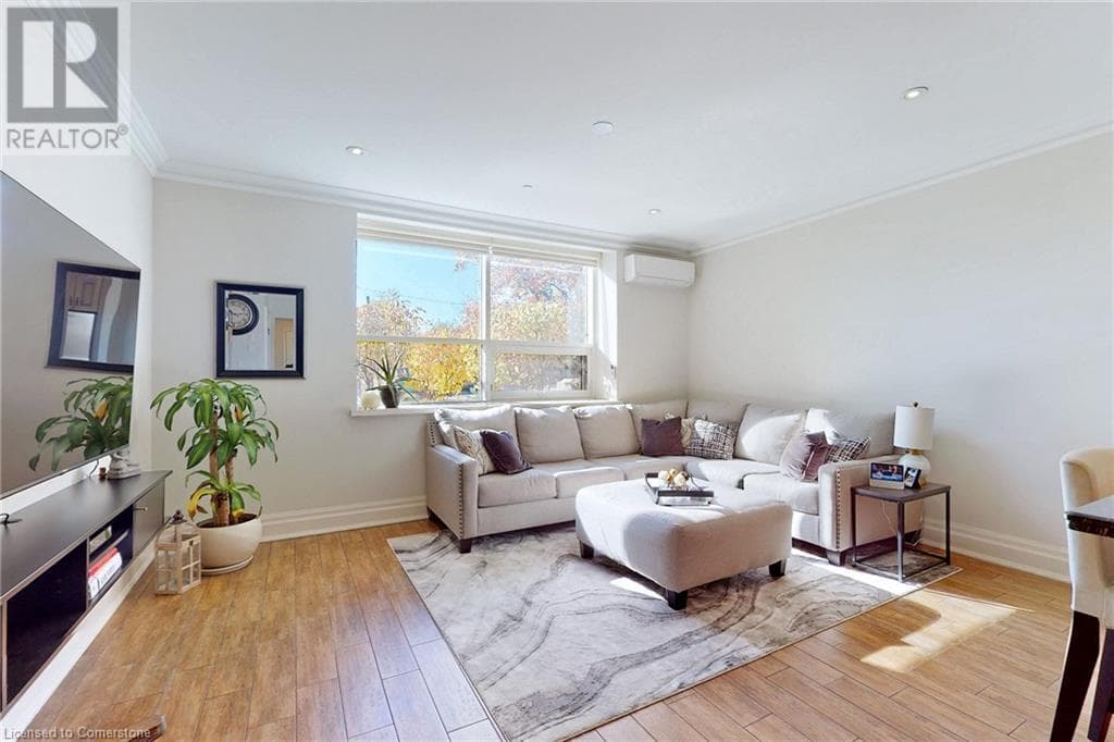 397 KING Street W Unit# 108 — Dundas, Ontario - Main photo