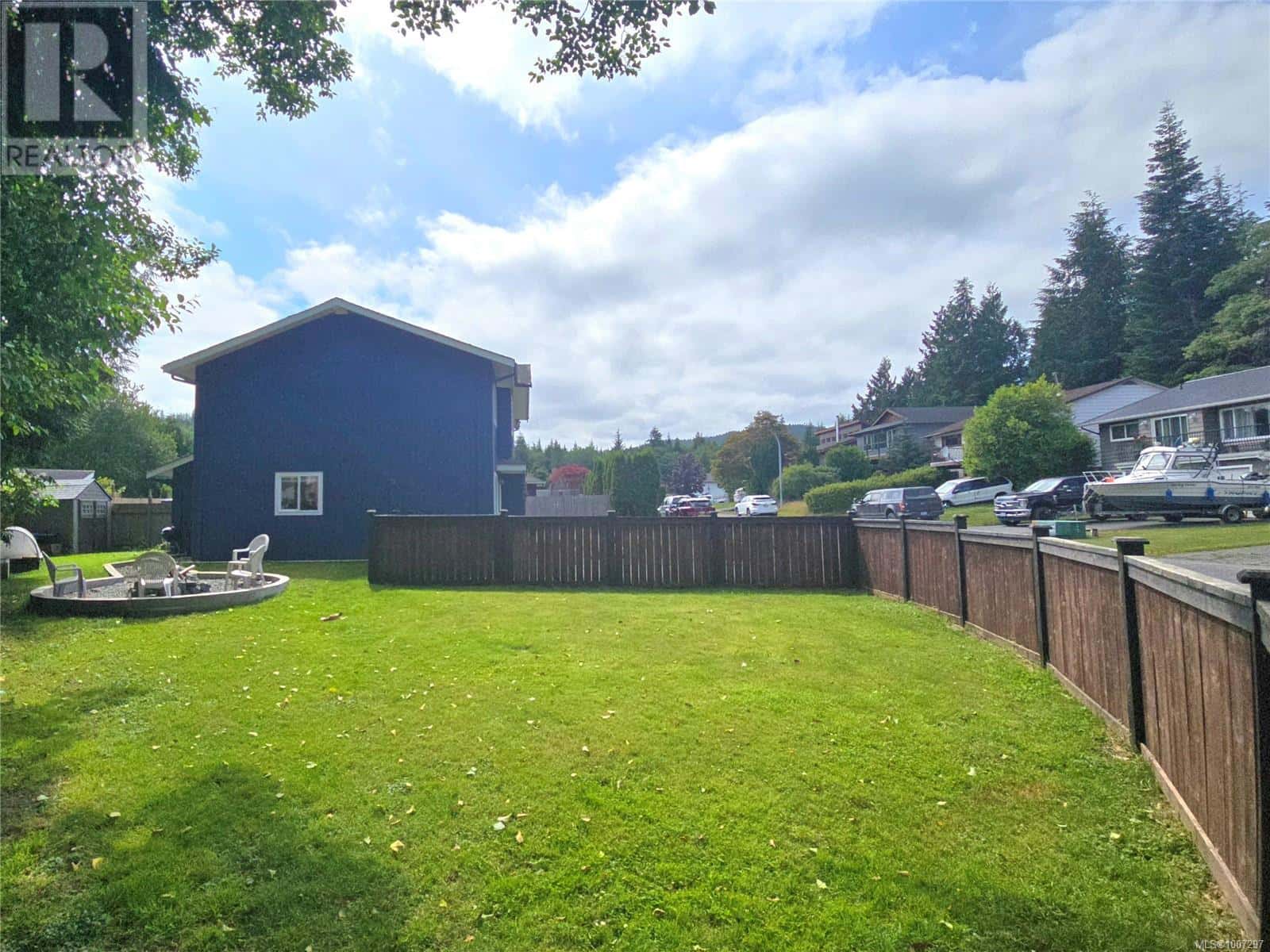 A 9477 Scott St — Port Hardy, British Columbia - Photo 5 of 77