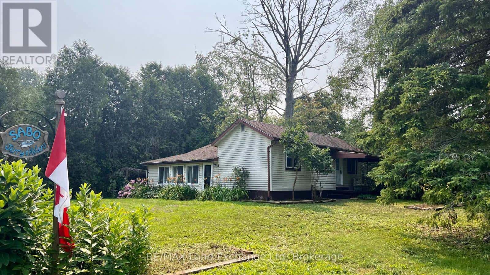 82096 ELM STREET — Ashfield-Colborne-Wawanosh (Colborne), Ontario - Photo 3 of 31