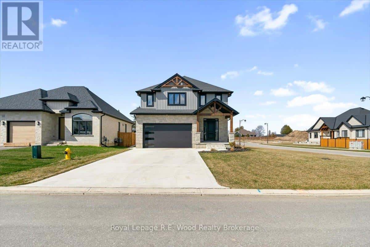 39 HERB STREET — Norwich (Norwich Town), Ontario - Photo 2 of 96