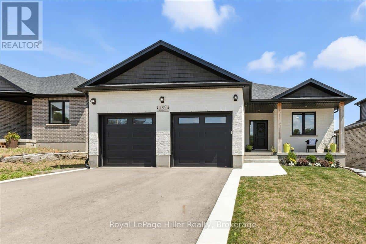 132 PUGH STREET — Perth East (Milverton), Ontario - Photo 3 of 49