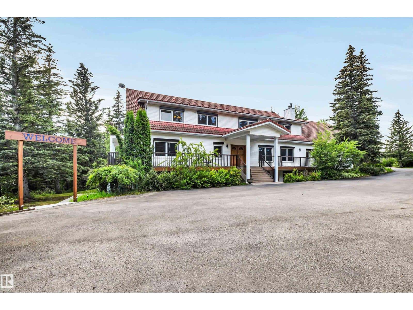 Rural Yellowhead, Alberta — Rural Yellowhead, Alberta - Photo 2 of 74