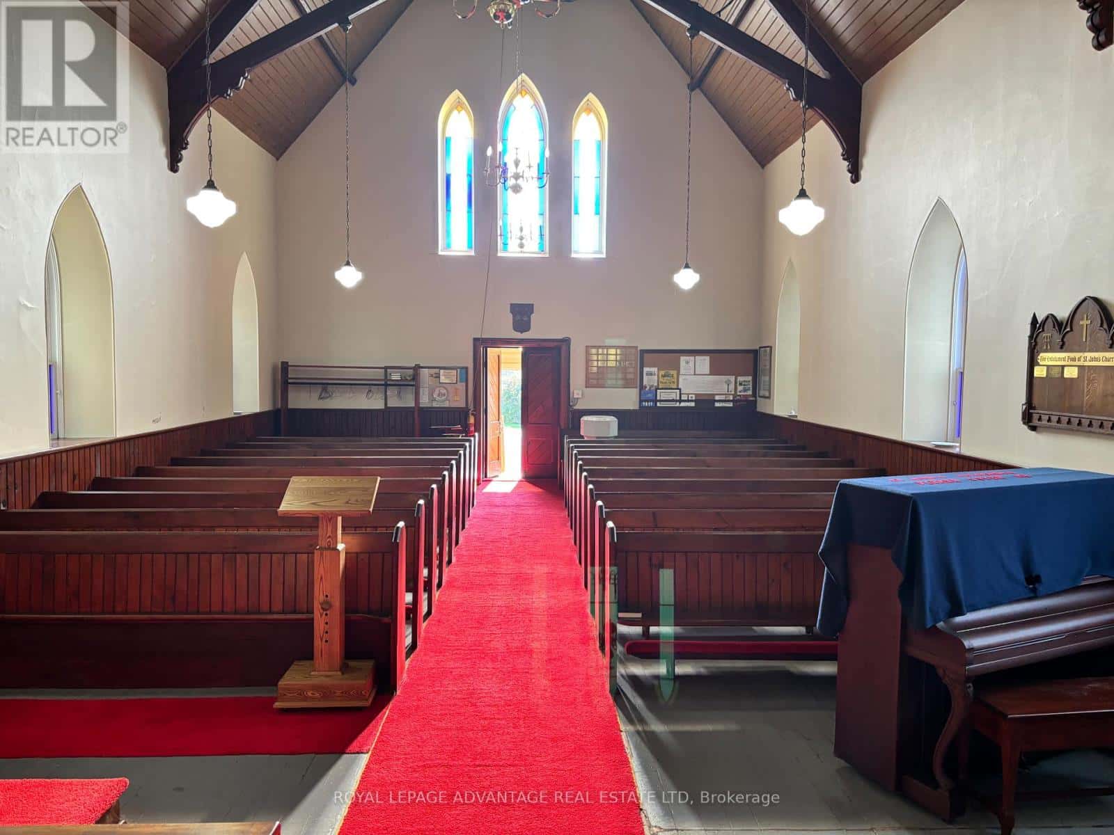 1370 HWY 511 ROAD — Drummond/North Elmsley, Ontario - Photo 4 of 16