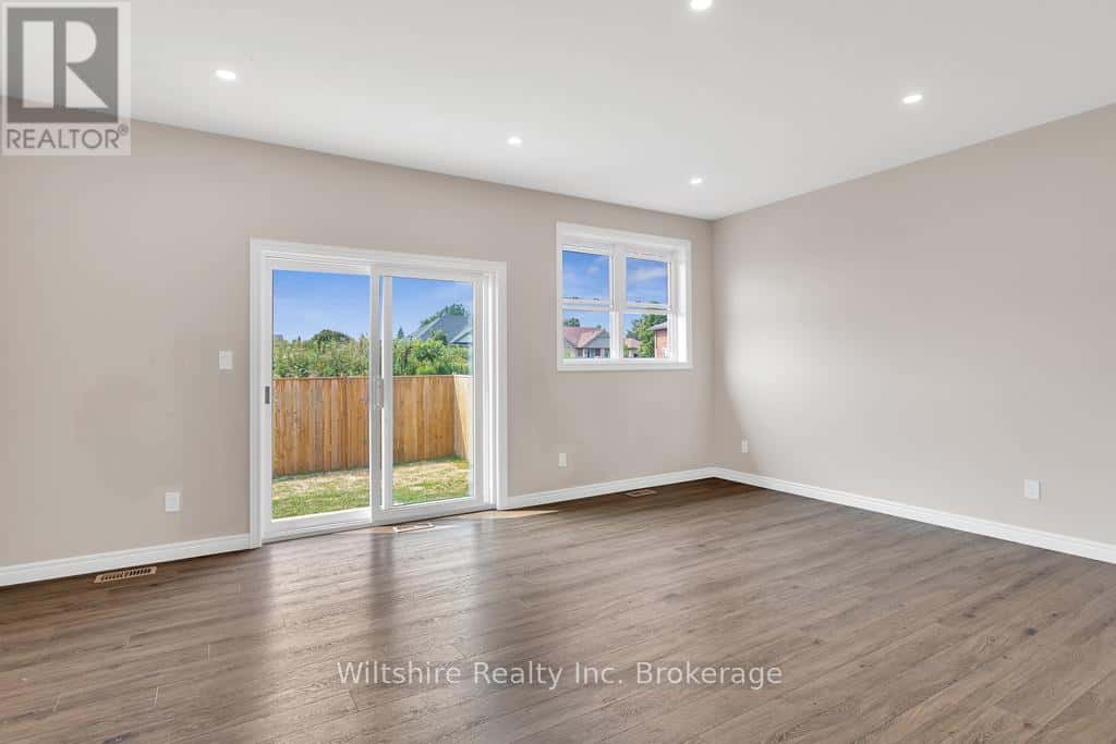 16 PINTAIL LANE — Norfolk (Port Rowan), Ontario - Photo 5 of 36