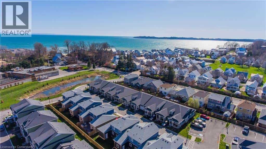 18 SOUTH COAST Circle — Crystal Beach, Ontario - Photo 5 of 42