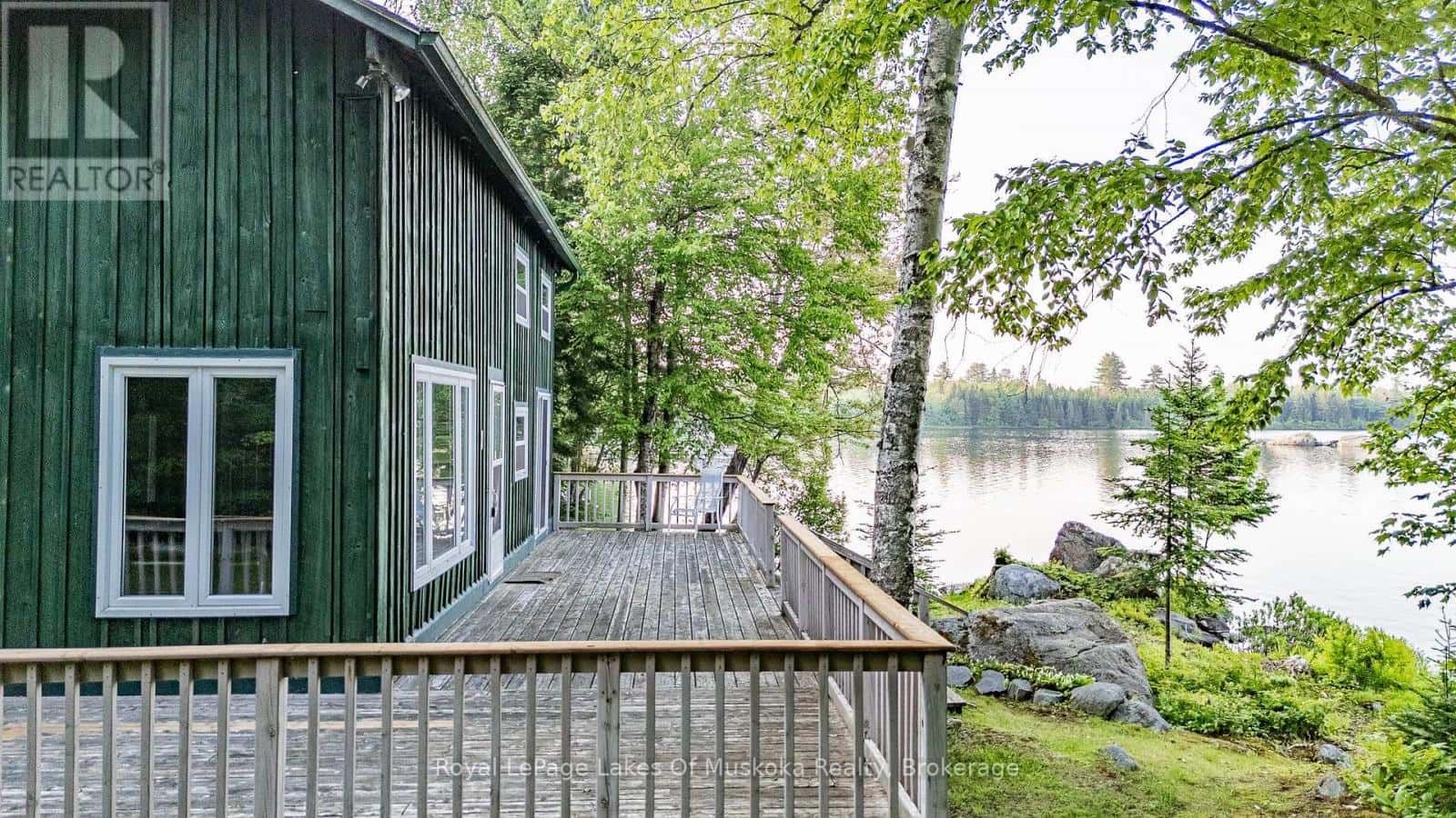 507/515 Park — Machar, Ontario - Photo 2 of 26