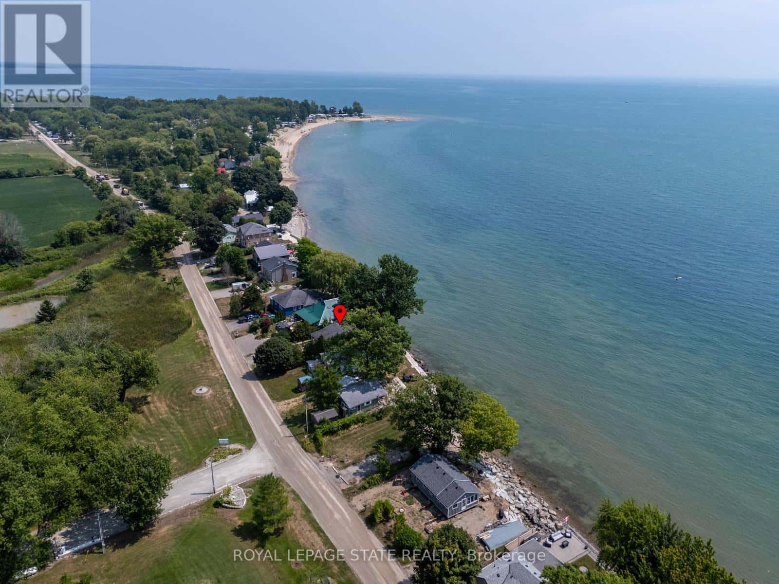 2110 LAKESHORE ROAD — Haldimand (Dunnville), Ontario - Photo 3 of 42