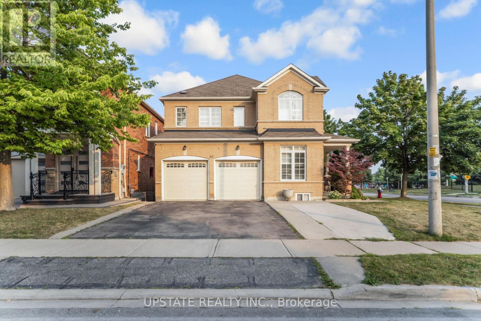 48 CLEMENTINE DRIVE — Brampton (Bram West), Ontario - Main photo