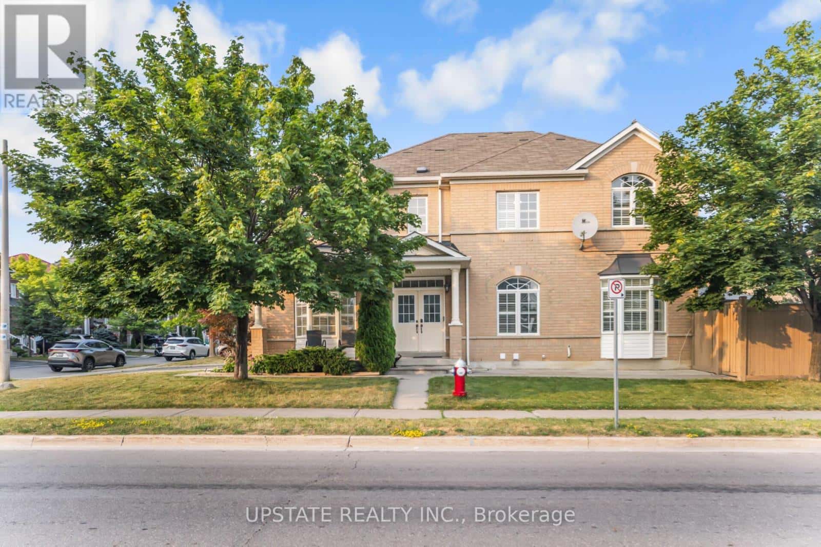 48 CLEMENTINE DRIVE — Brampton (Bram West), Ontario - Photo 2 of 35