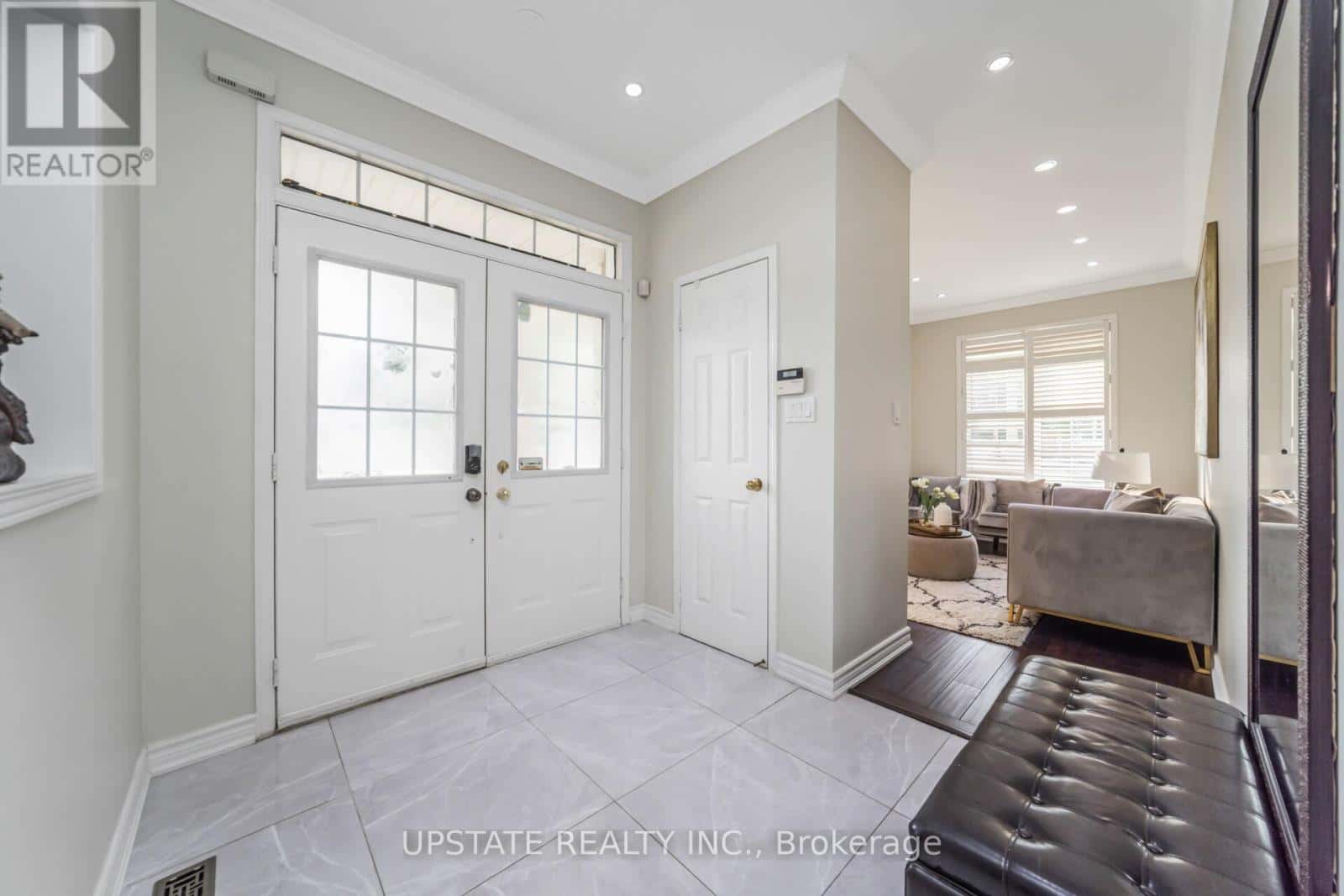 48 CLEMENTINE DRIVE — Brampton (Bram West), Ontario - Photo 4 of 35