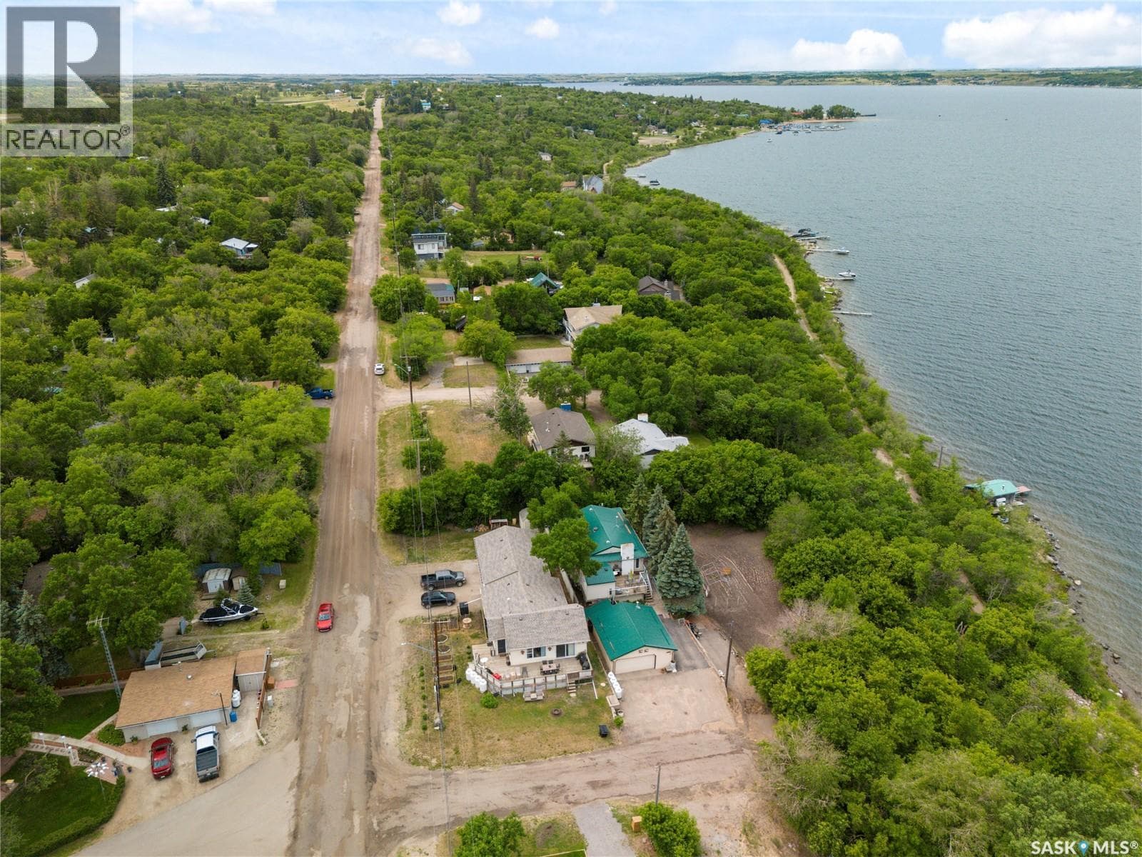 461 13th STREET E — Regina Beach, Saskatchewan - Main photo