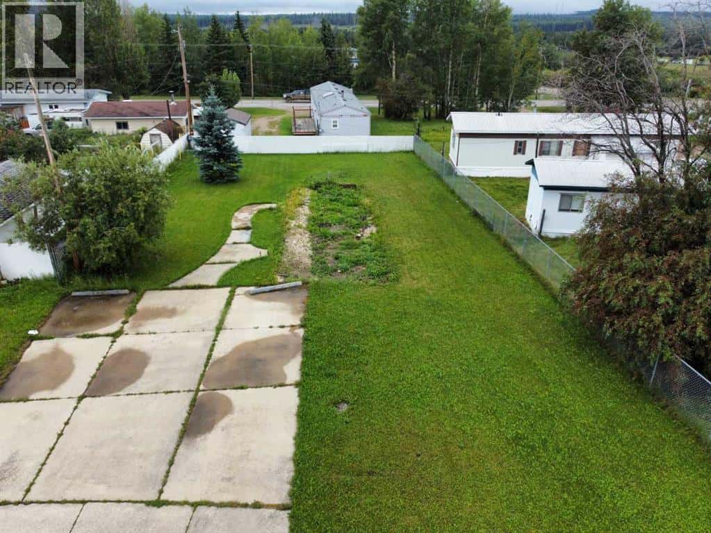 509 3 AVE Avenue — Fox Creek, Alberta - Photo 4 of 4