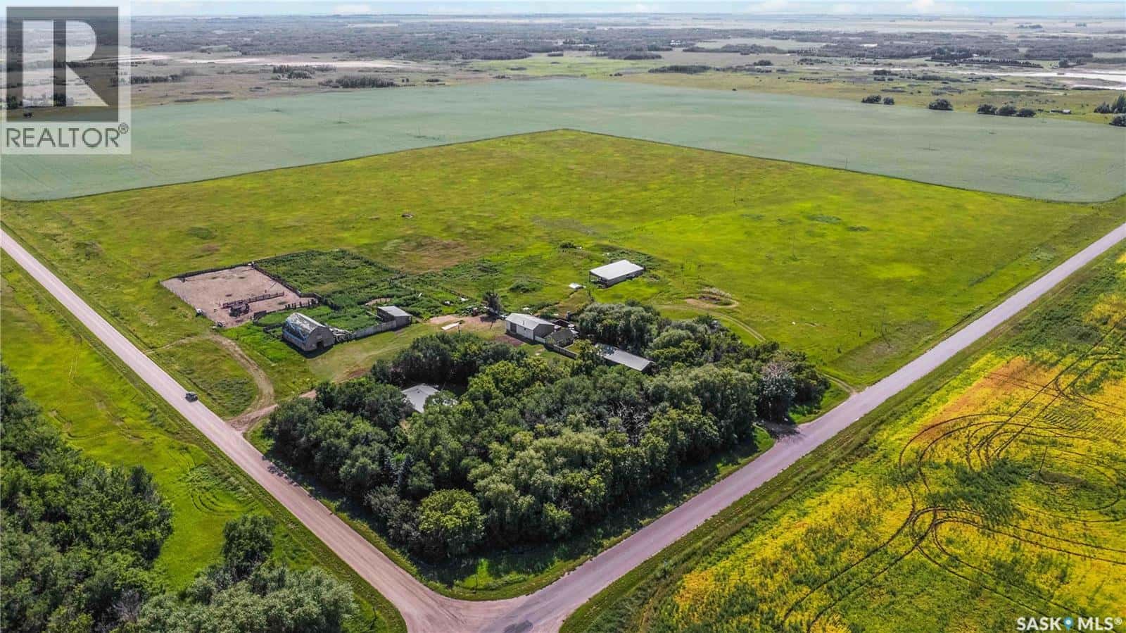 Hwy 766 Acreage — Vanscoy Rm No. 345, Saskatchewan - Photo 2 of 50