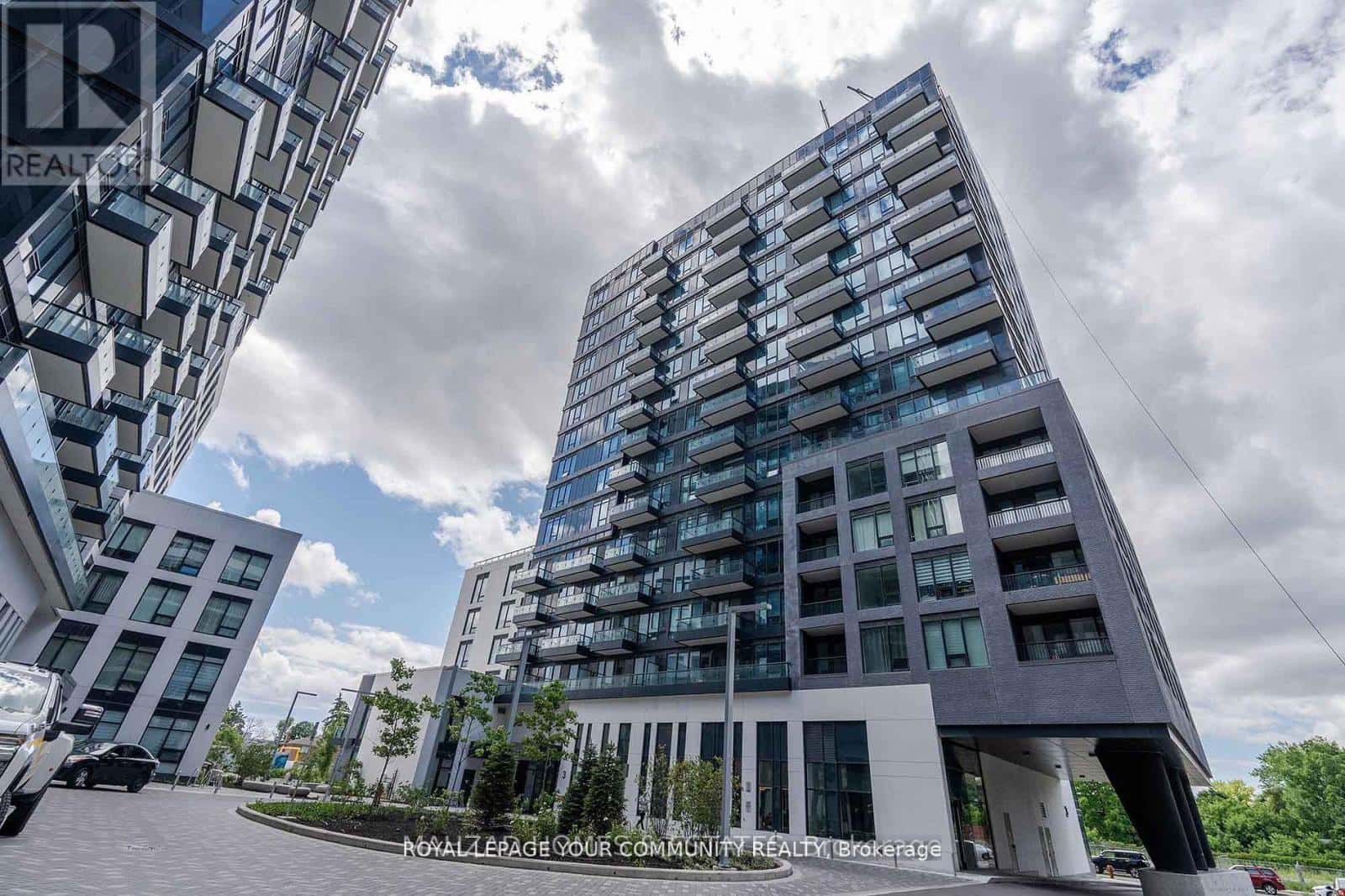 8868 Yonge Street 225