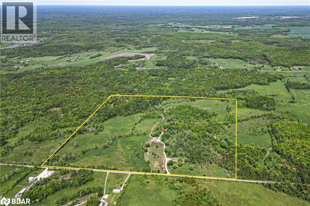 1579 WAINMAN Line — Coldwater, Ontario - Photo 4 of 46