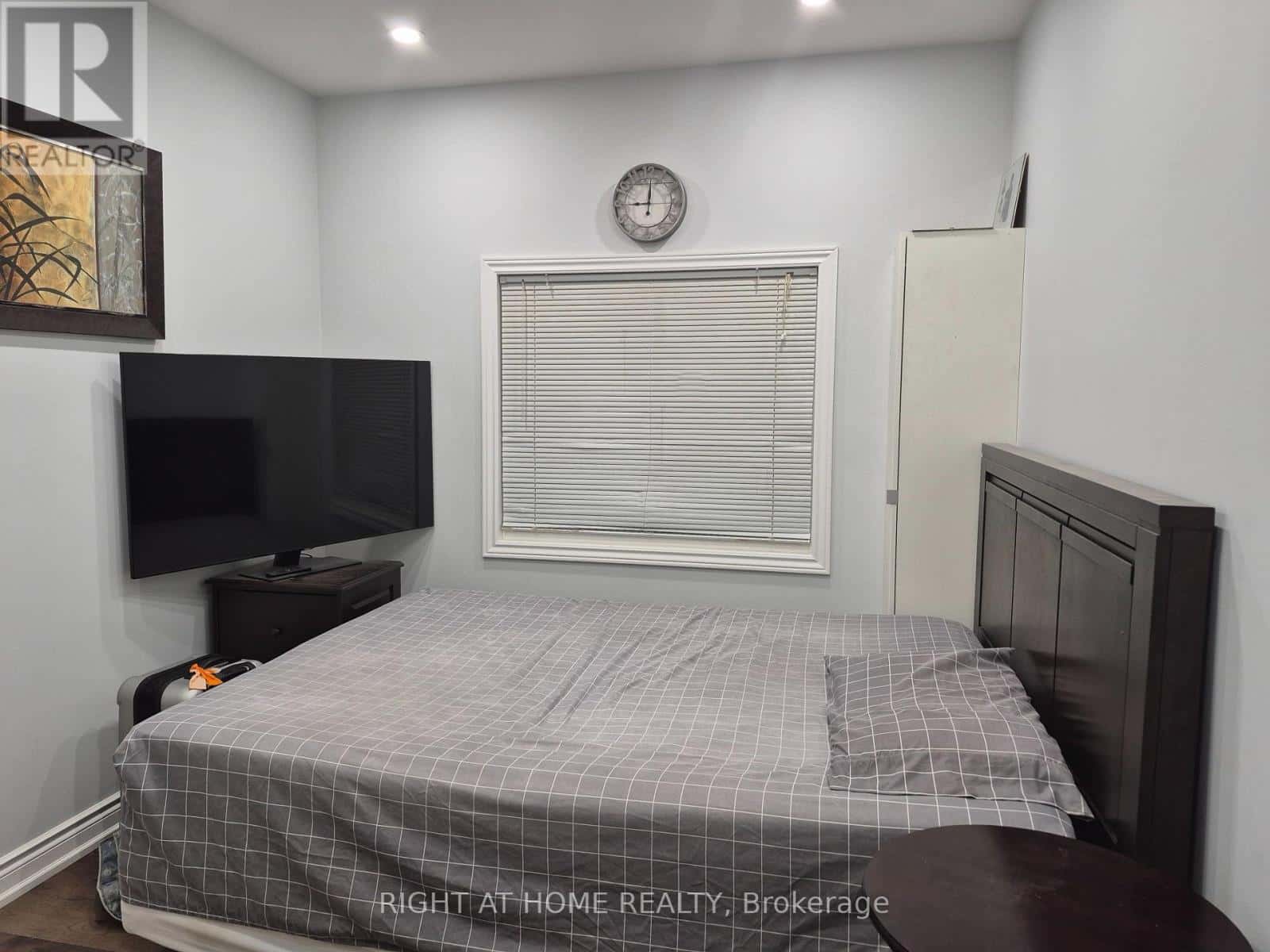 11 LESTERWOOD CRESCENT — Toronto (Bendale), Ontario - Photo 3 of 21