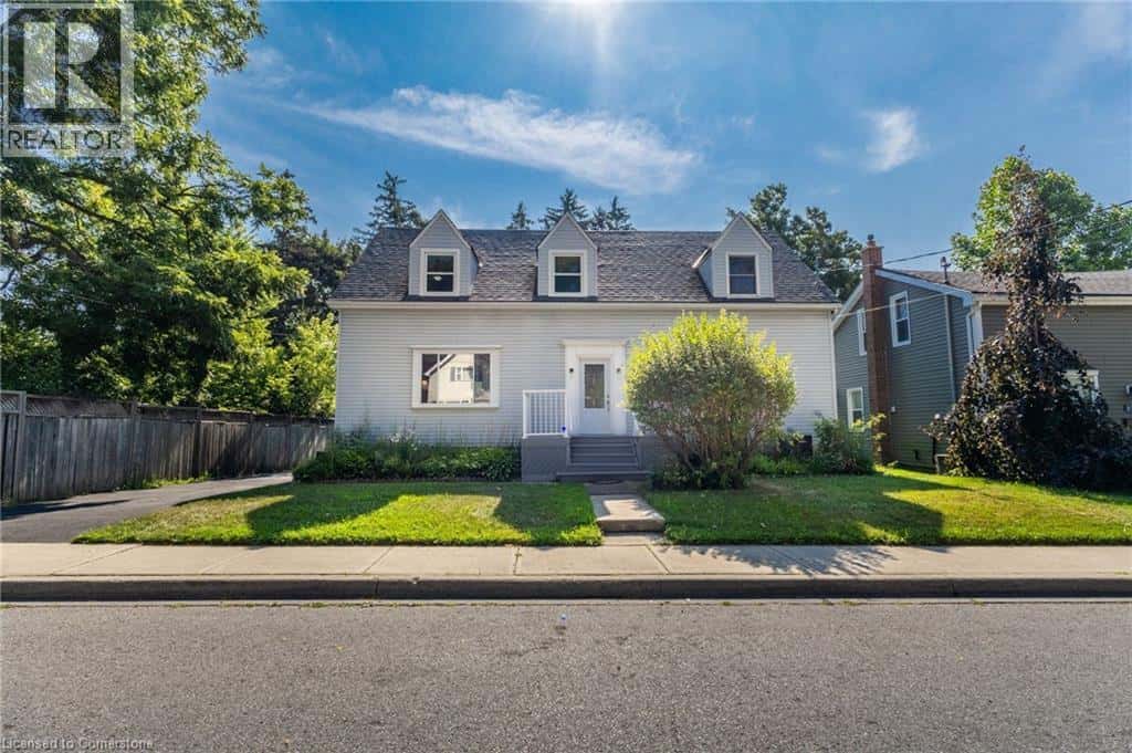 55 WELLINGTON Street South