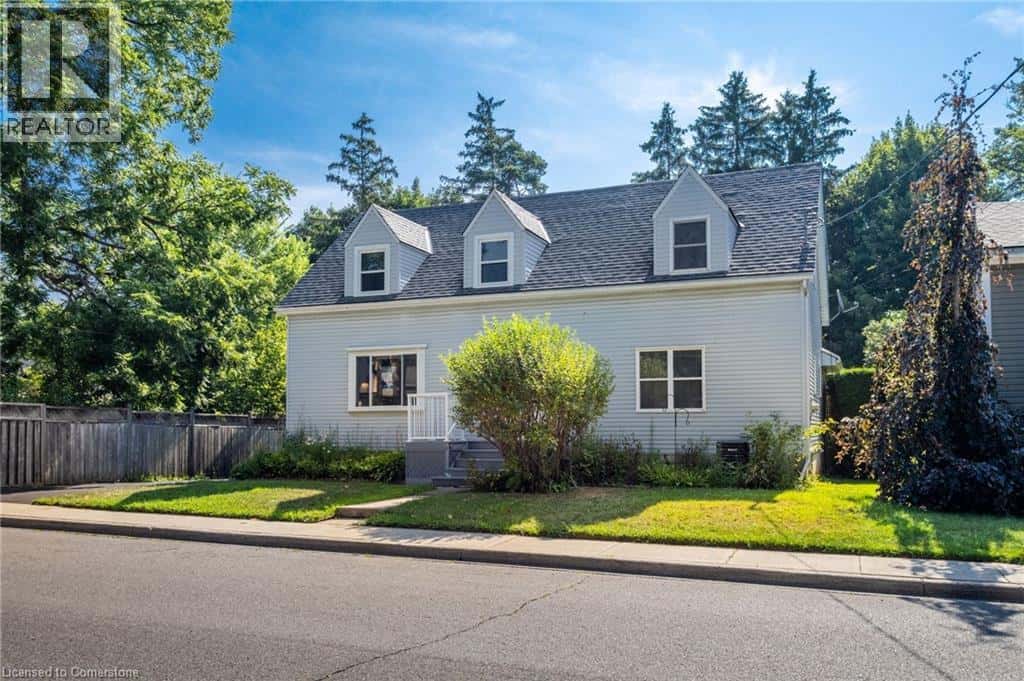 55 WELLINGTON Street S — Dundas, Ontario - Photo 2 of 49