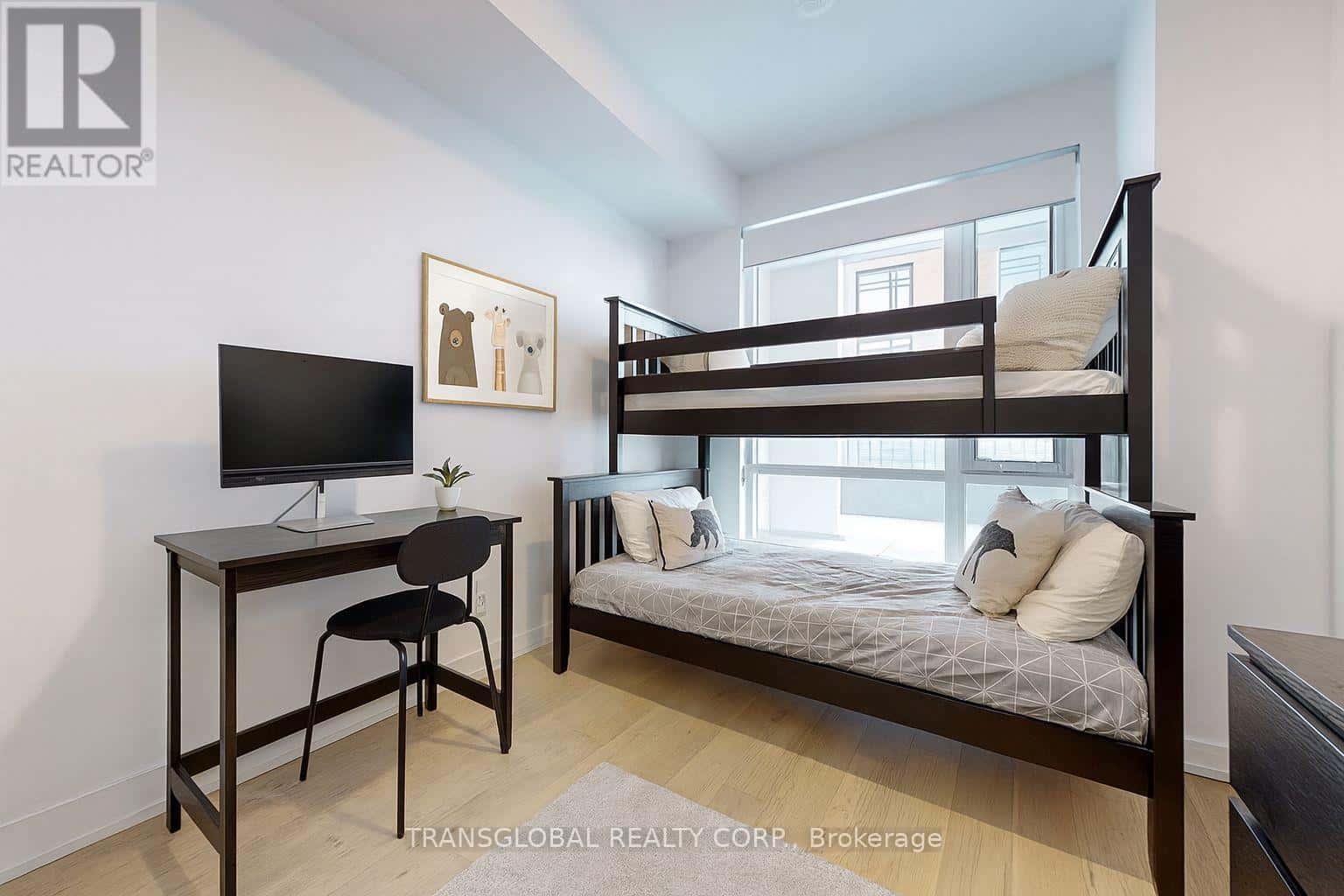 Vaughan (Beverley Glen), Ontario — Vaughan (Beverley Glen), Ontario - Photo 2 of 22