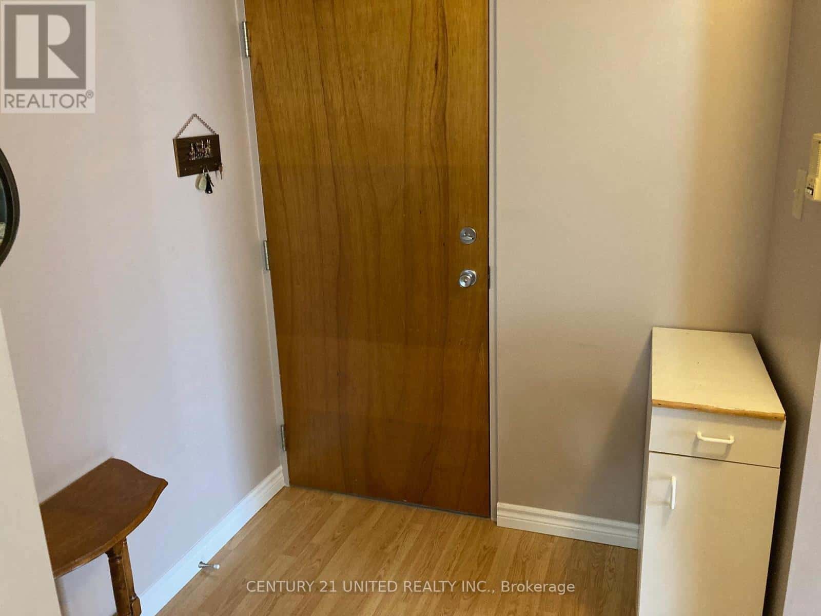 102 - 2418 MOUNTLAND DRIVE — Peterborough (Monaghan Ward 2), Ontario - Photo 3 of 15