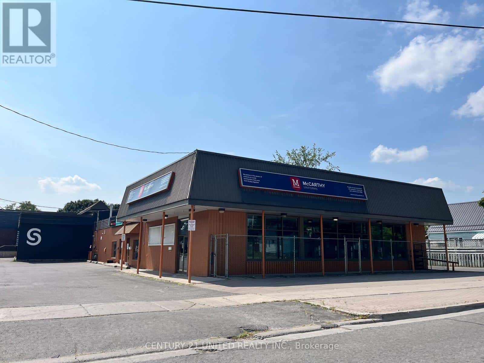 733 PARK STREET S — Peterborough (Otonabee Ward 1), Ontario - Photo 3 of 8