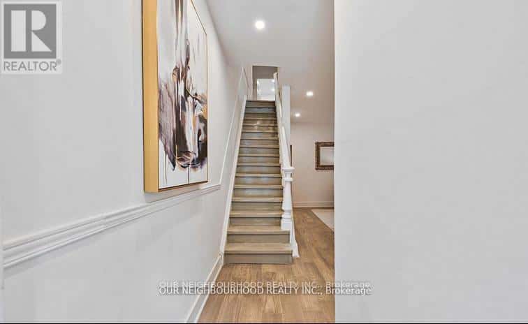 243 LIPPINCOTT STREET — Toronto (University), Ontario - Photo 2 of 41