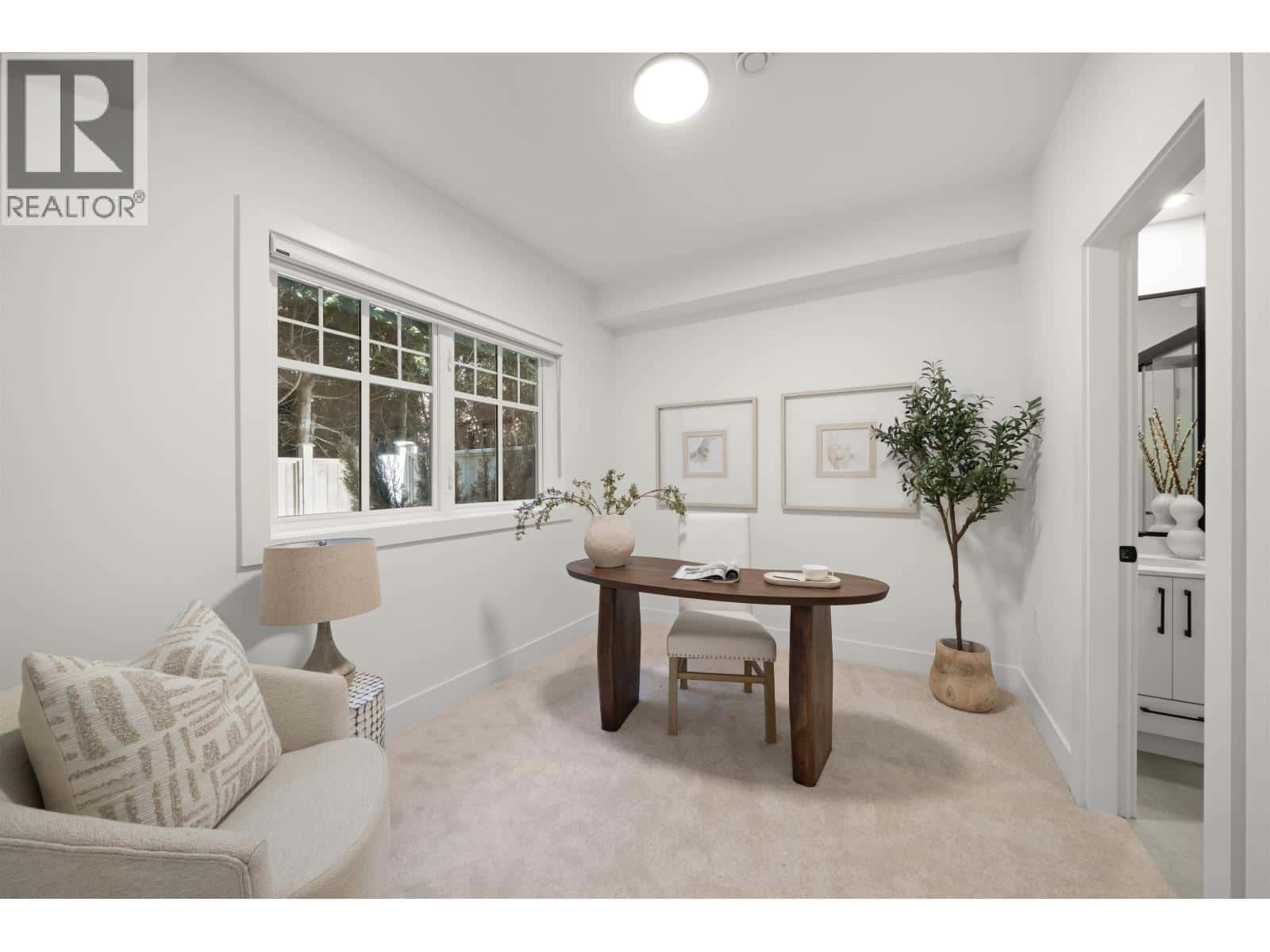 5 4829 48 AVENUE — Ladner, British Columbia - Photo 2 of 35