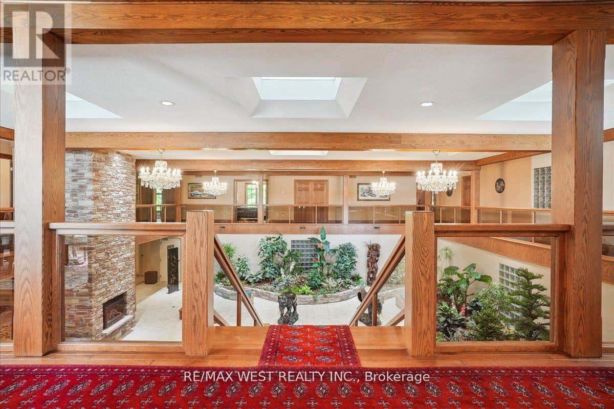 1630 PELHAM STREET — Pelham (Fonthill), Ontario - Photo 2 of 25