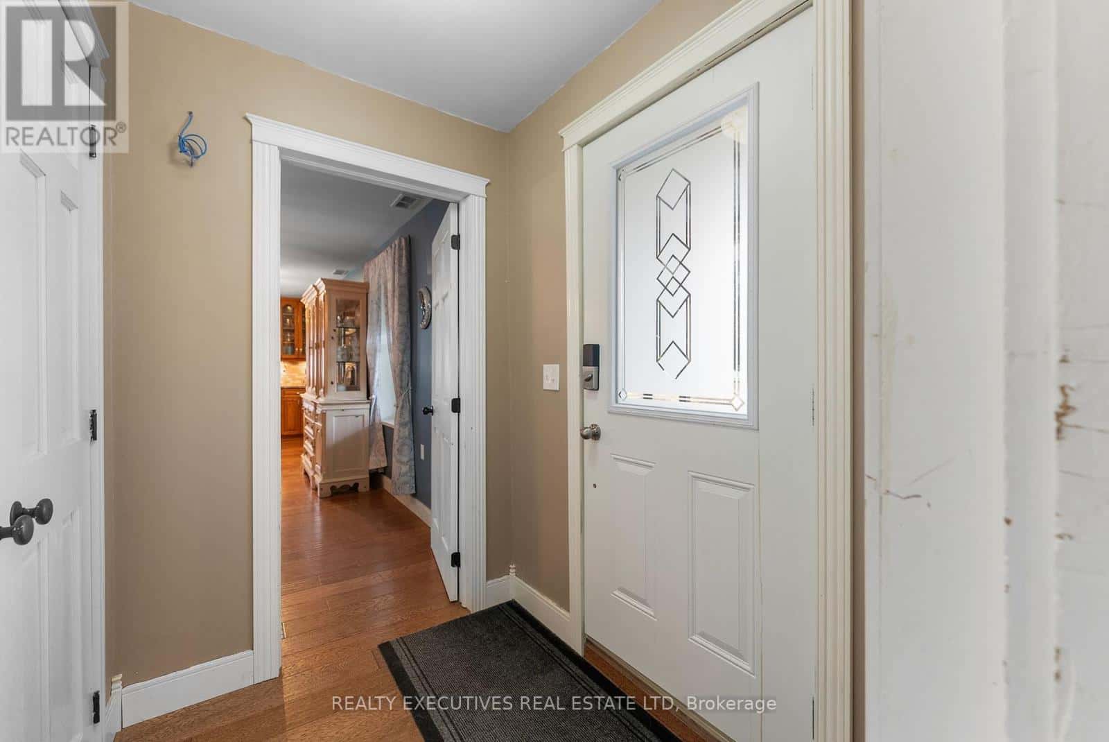 Loyalist (Odessa), Ontario — Loyalist (Odessa), Ontario - Photo 4 of 50