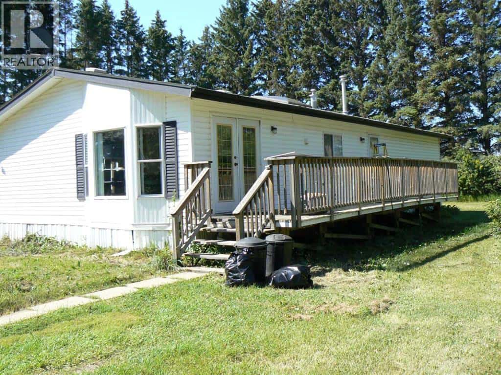 75105 153 Range — High Prairie, Alberta - Photo 3 of 7