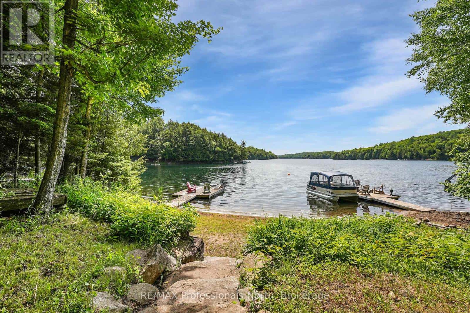 1511 Wenona Lake — Dysart et al (Dudley), Ontario - Photo 3 of 48