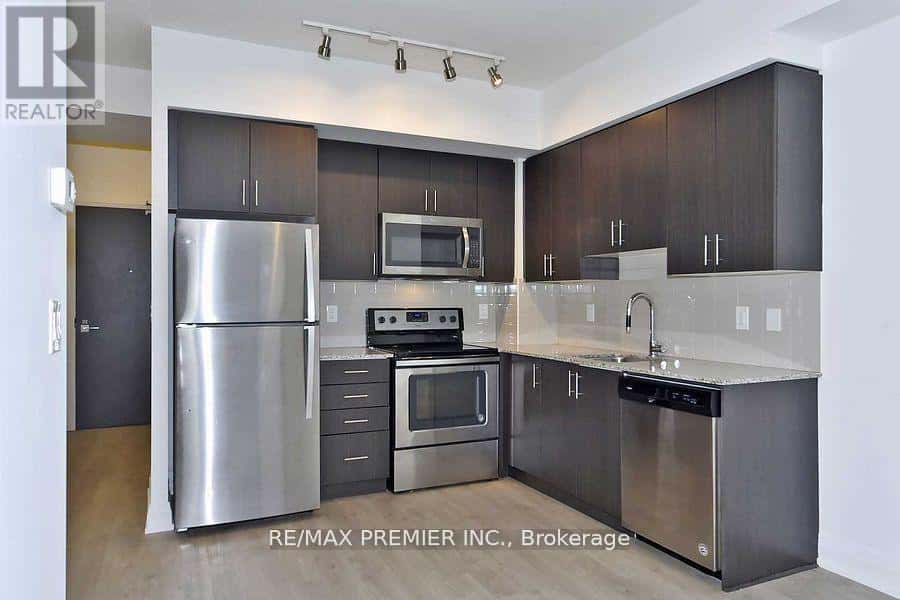 LP 4 - 3600 HIGHWAY 7 ROAD — Vaughan (Vaughan Corporate Centre), Ontario - Photo 3 of 21