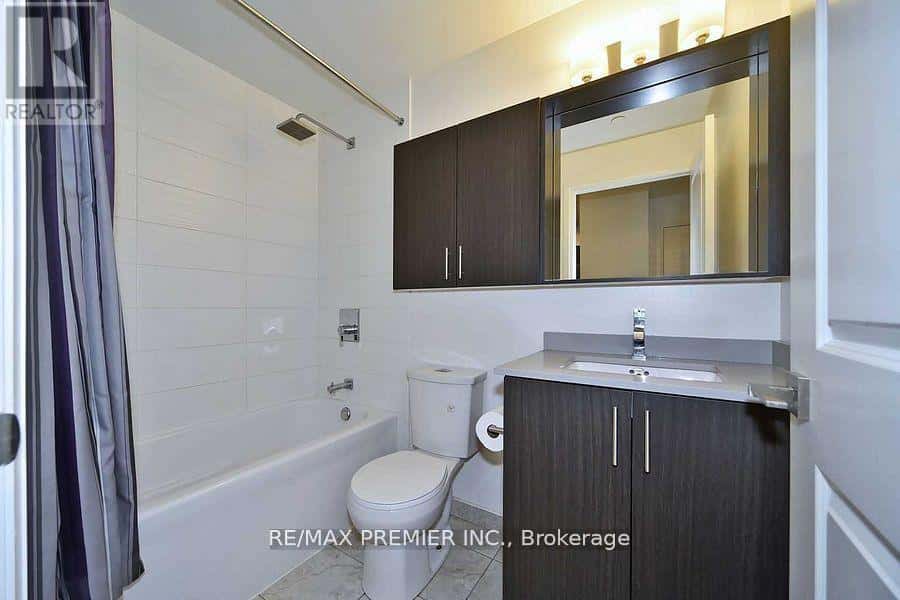 LP 4 - 3600 HIGHWAY 7 ROAD — Vaughan (Vaughan Corporate Centre), Ontario - Photo 5 of 21