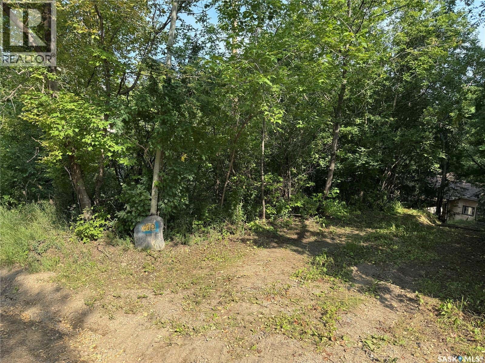 470 MACMURCHY AVENUE — Regina Beach, Saskatchewan - Photo 3 of 21