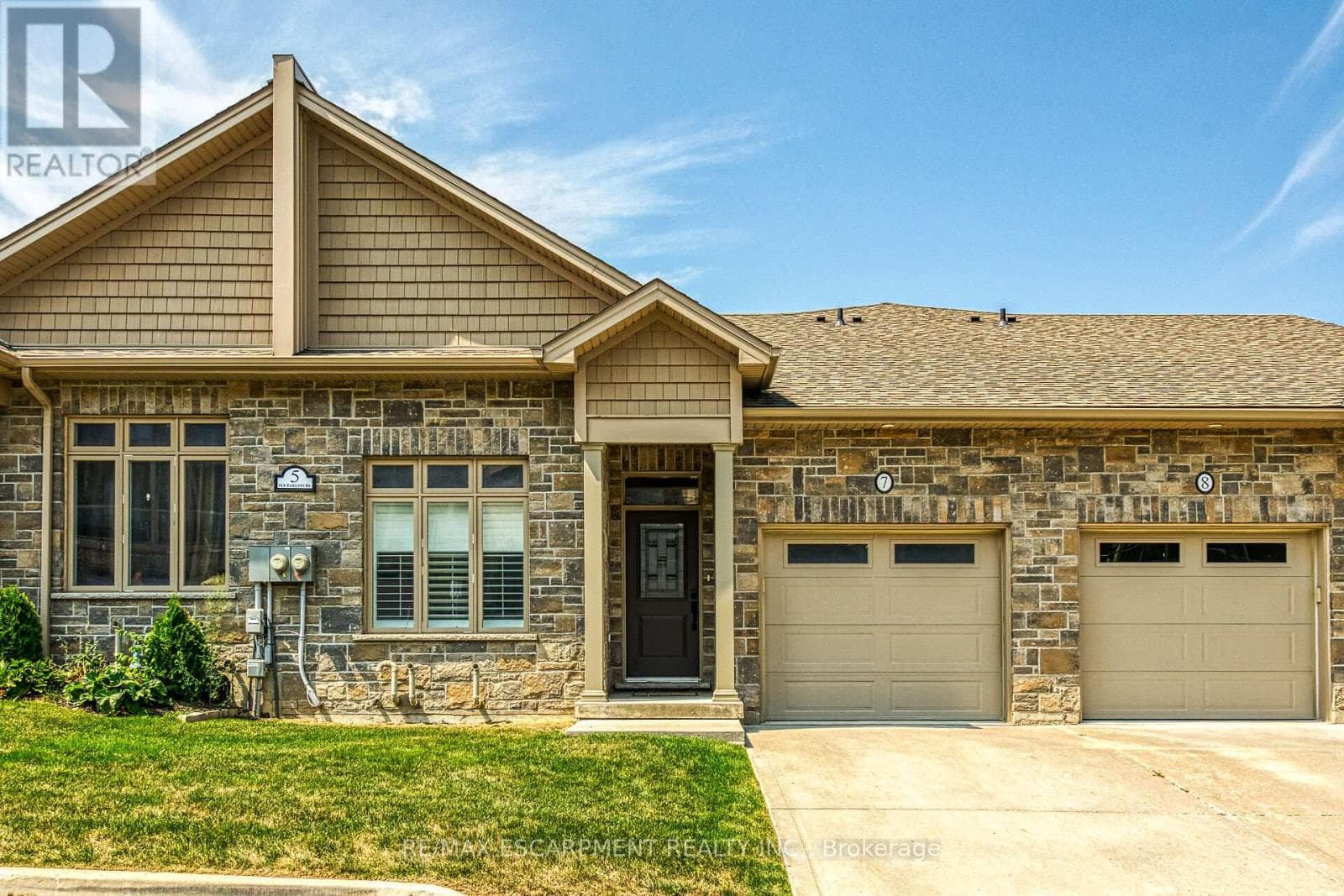 7 - 5 OLD HAMILTON ROAD — Norfolk (Port Dover), Ontario - Main photo