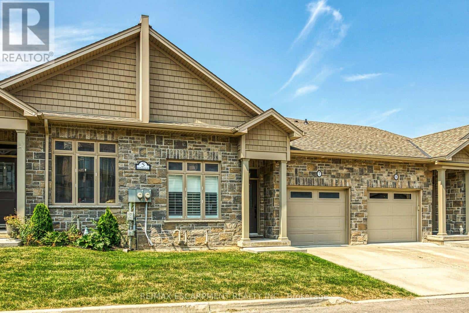 7 - 5 OLD HAMILTON ROAD — Norfolk (Port Dover), Ontario - Photo 3 of 50