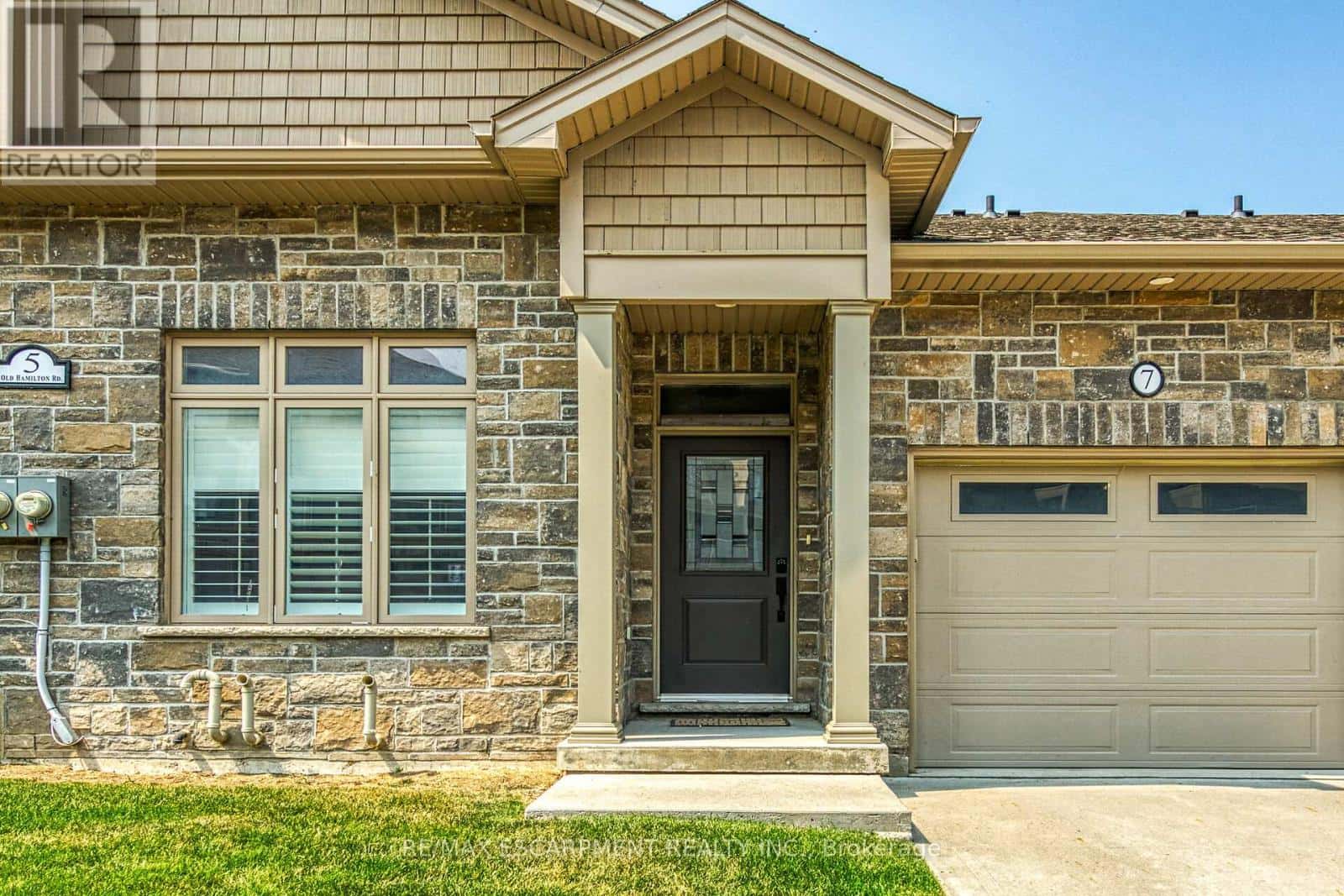 7 - 5 OLD HAMILTON ROAD — Norfolk (Port Dover), Ontario - Photo 4 of 50