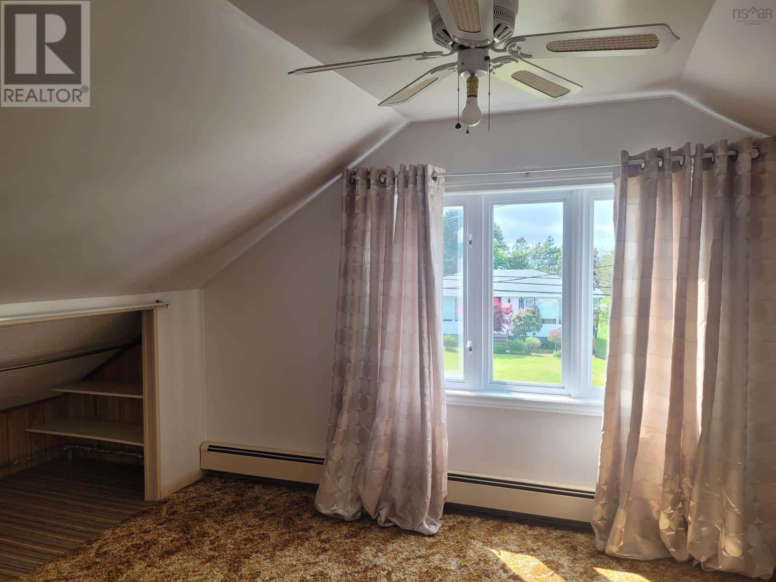 690 St Joseph — New Waterford, Nova Scotia - Photo 4 of 12