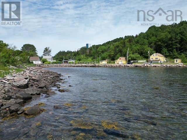 Main Street — Mulgrave, Nova Scotia - Photo 2 of 30