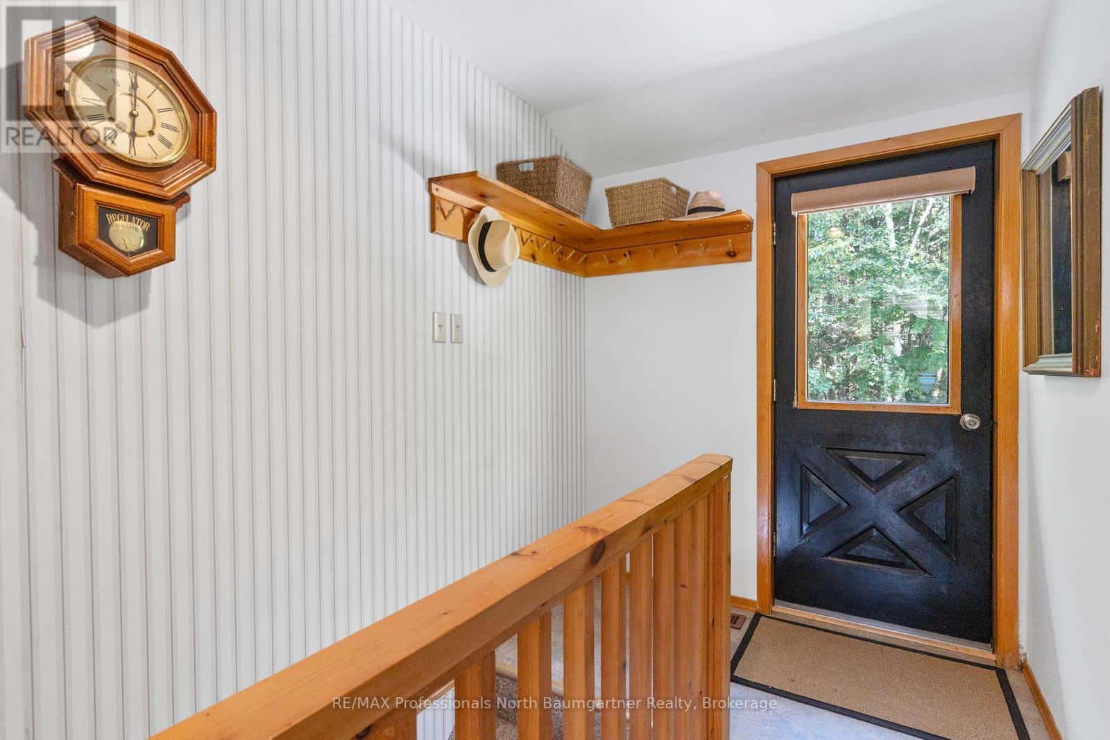 1976 REDKENN ROAD — Dysart et al (Guilford), Ontario - Photo 4 of 50