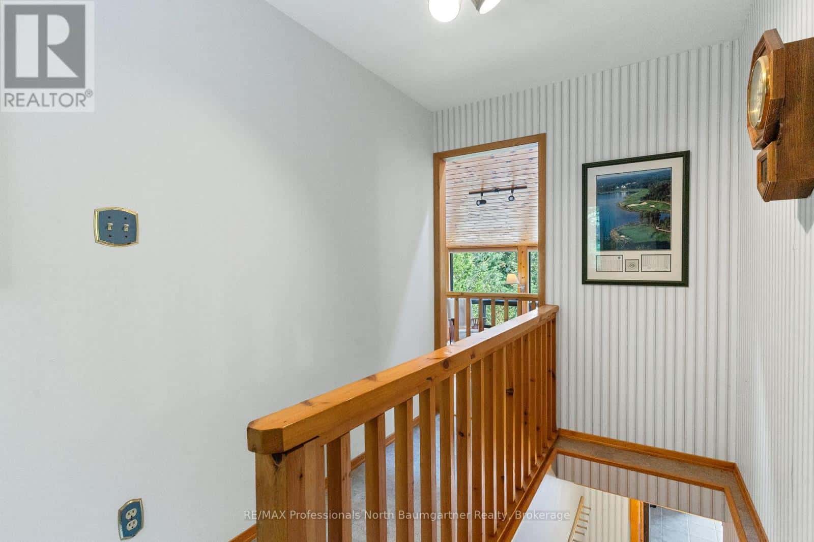 1976 REDKENN ROAD — Dysart et al (Guilford), Ontario - Photo 5 of 50