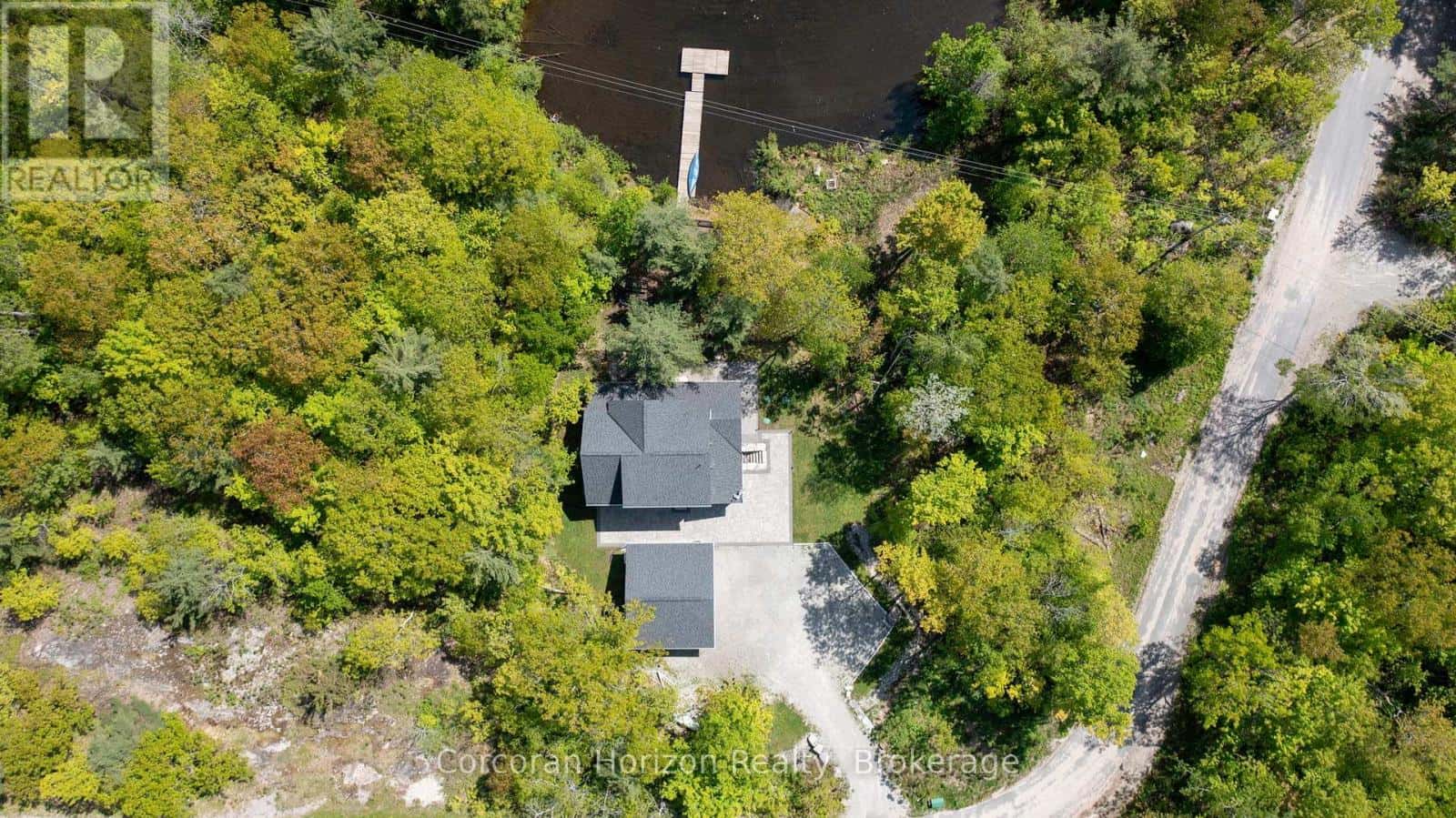 450 CROOKED BAY ROAD — Georgian Bay (Baxter), Ontario - Photo 3 of 38