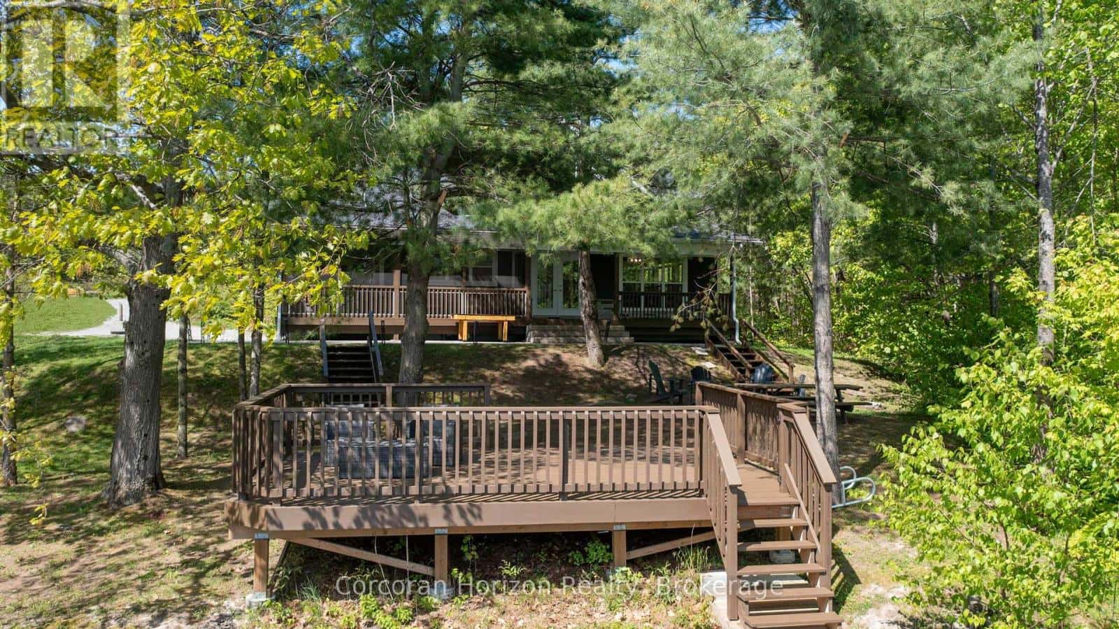 450 CROOKED BAY ROAD — Georgian Bay (Baxter), Ontario - Photo 5 of 38